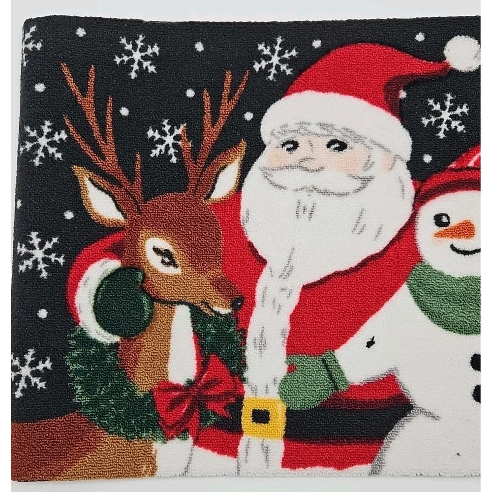 St Nicholas Square Santa Friends Christmas Accent Rug 19.5